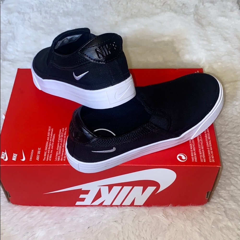 Nike slip ons